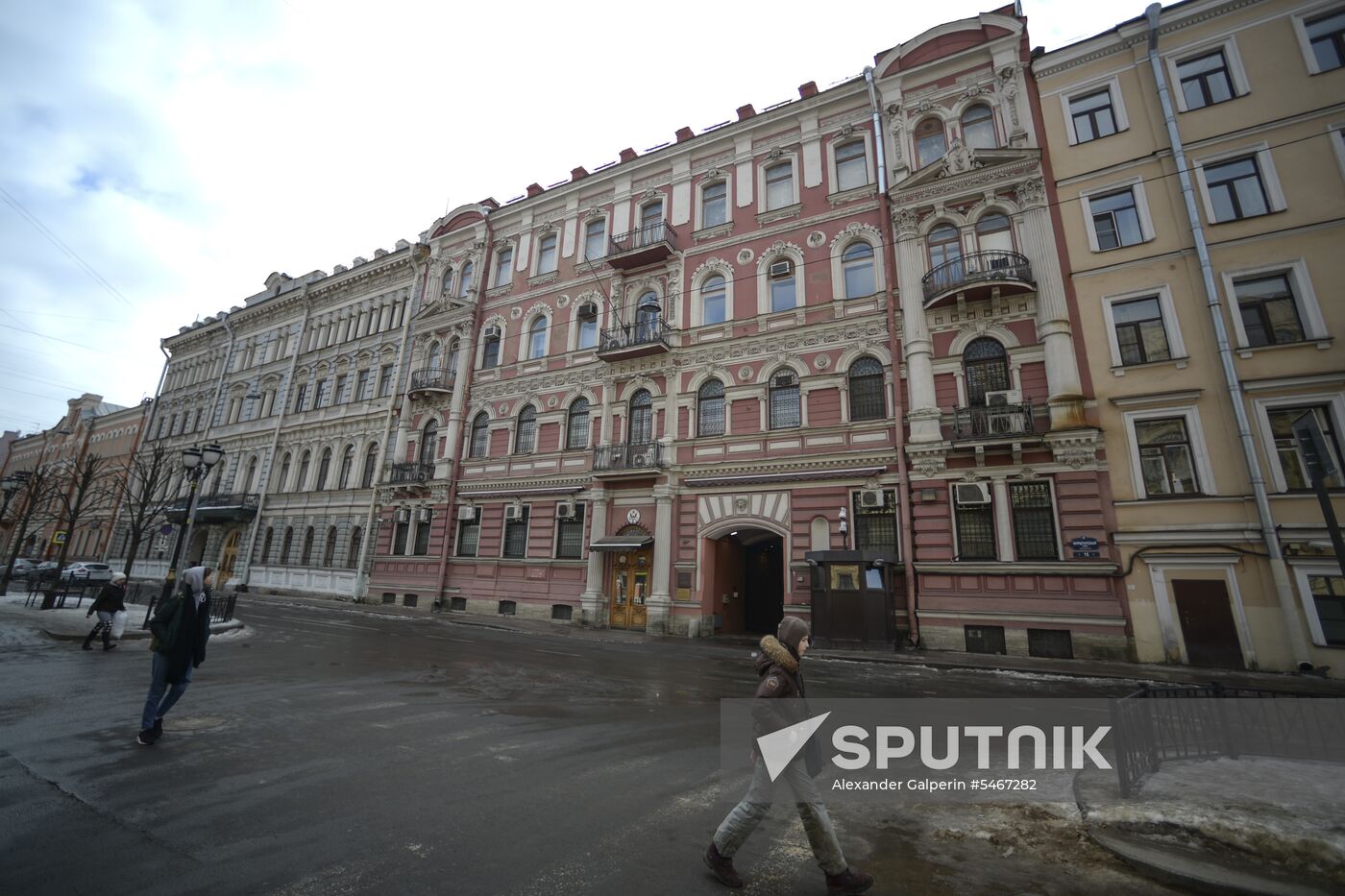US flag removed from US Consulate-General in St. Petersburg