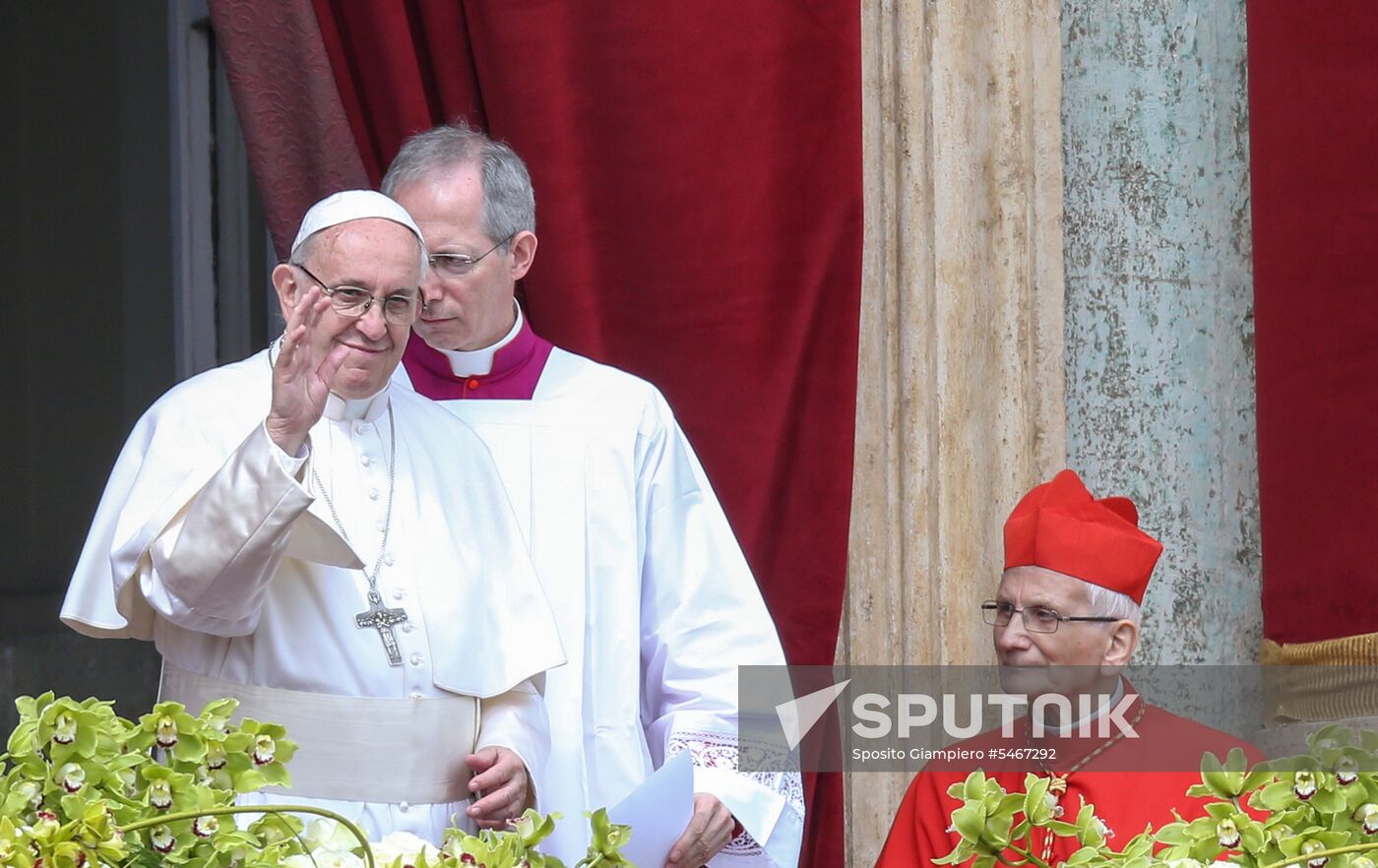 Easter mass in Vatican