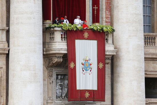 Easter mass in Vatican