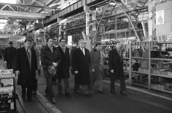 British Foreign Secretary Geoffrey Howe visits USSR
