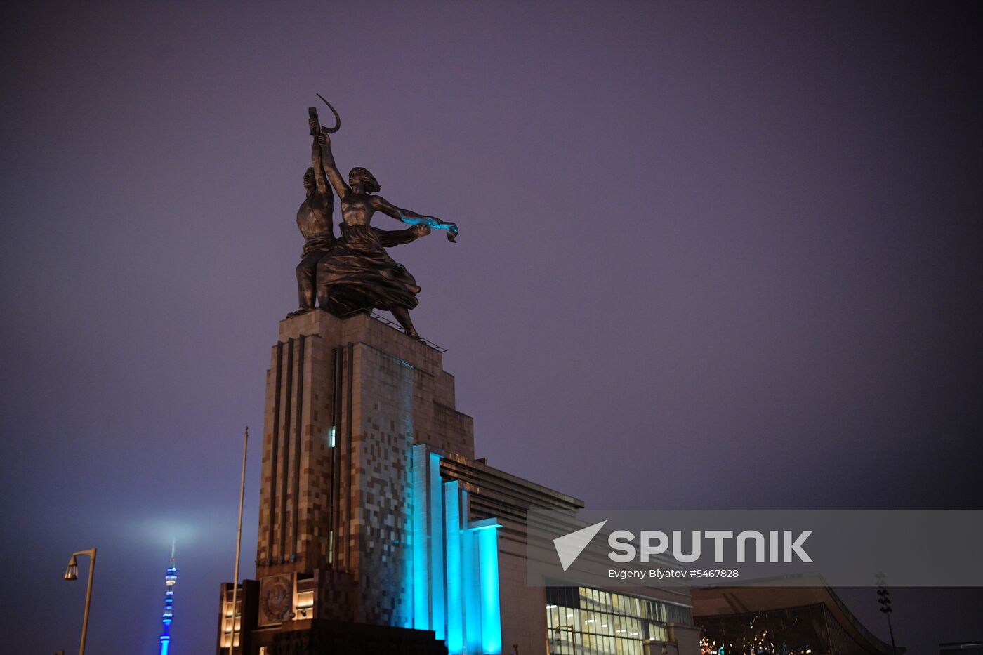 Light it Up Blue in Russia