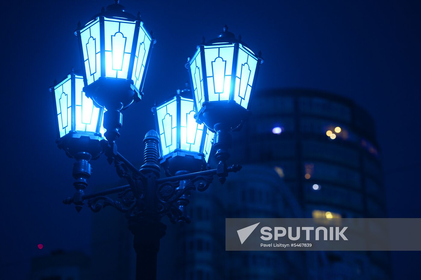 Light it Up Blue in Russia