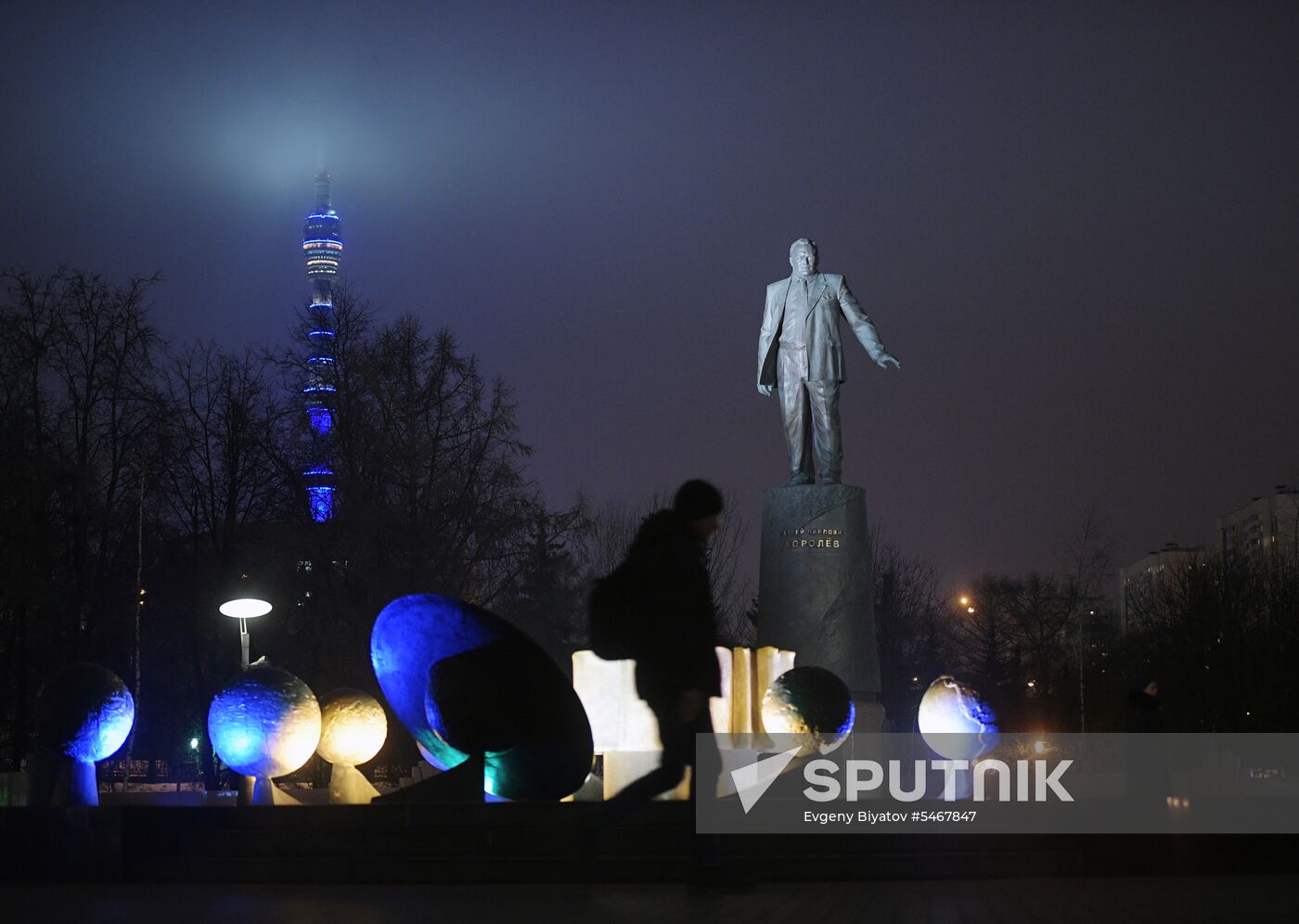 Light it Up Blue in Russia