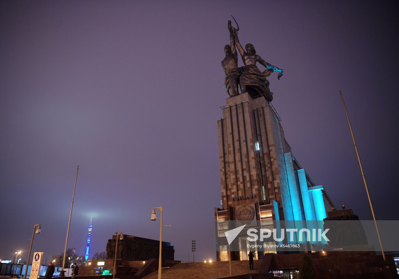 Light it Up Blue in Russia