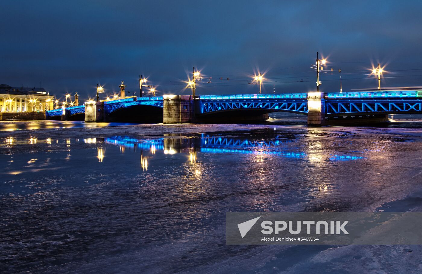 Light it Up Blue in Russia