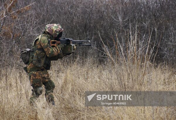 Drill of reconnaissance unit of LPR People's Militia