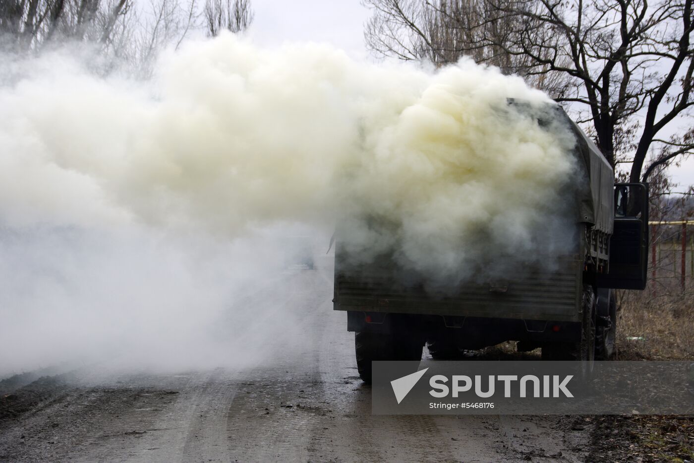 Drill of reconnaissance unit of LPR People's Militia