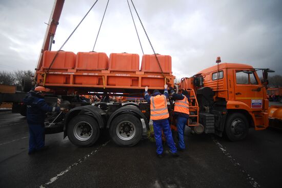 Moscow municipal services prepare machinery for summer season