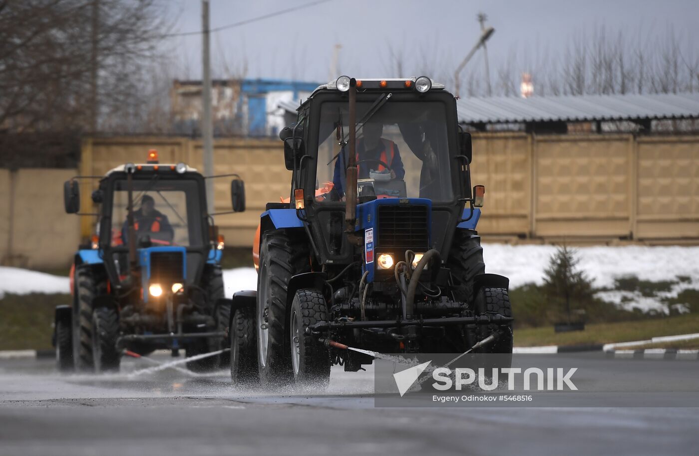 Moscow municipal services prepare machinery for summer season