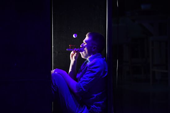 Upsala Circus presents Ping Pong Effect show