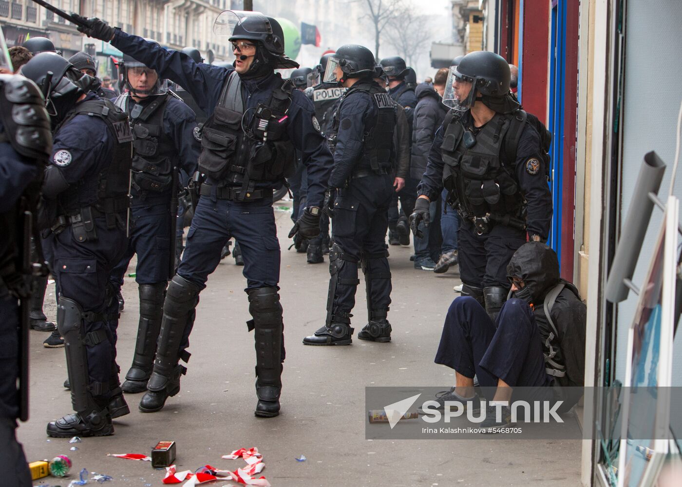 Railway workers go on strike in France