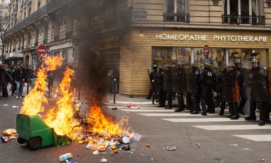 Railway workers go on strike in France