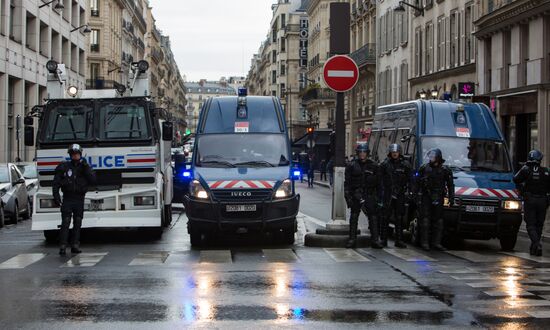 Railway workers go on strike in France