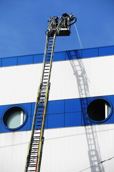 Fire at Persei shopping mall in Moscow