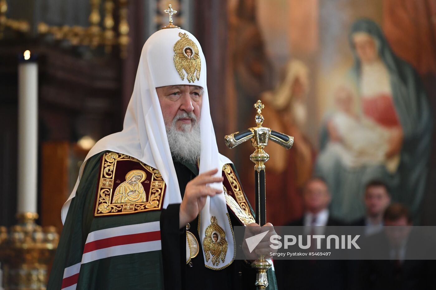 Holy Thursday divine liturgy at Cathedral of Christ the Savior