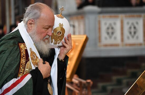 Holy Thursday divine liturgy at Cathedral of Christ the Savior