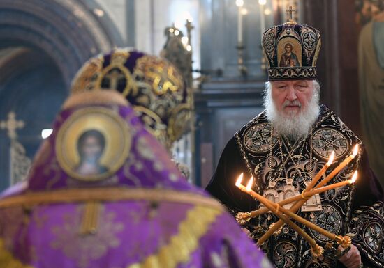 Holy Thursday divine liturgy at Cathedral of Christ the Savior