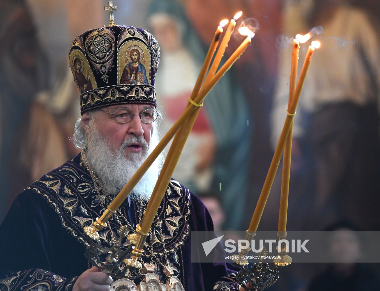 Holy Thursday divine liturgy at Cathedral of Christ the Savior