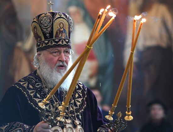 Holy Thursday divine liturgy at Cathedral of Christ the Savior