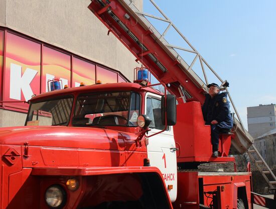 Special tactical drill of LPR Emergencies Ministry