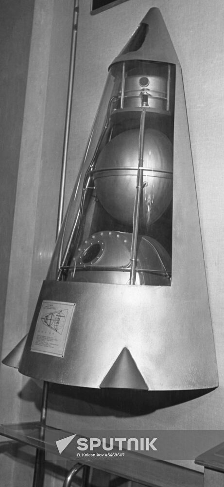 Model of Earth's second artificial satellite