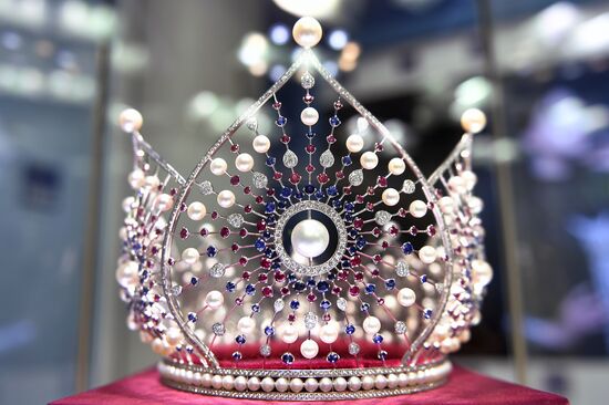 Presentation of Miss Russia pageant's new crown