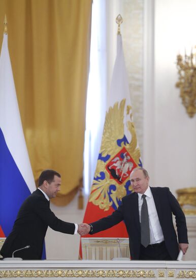 President Putin chairs State Council meeting on promoting competition