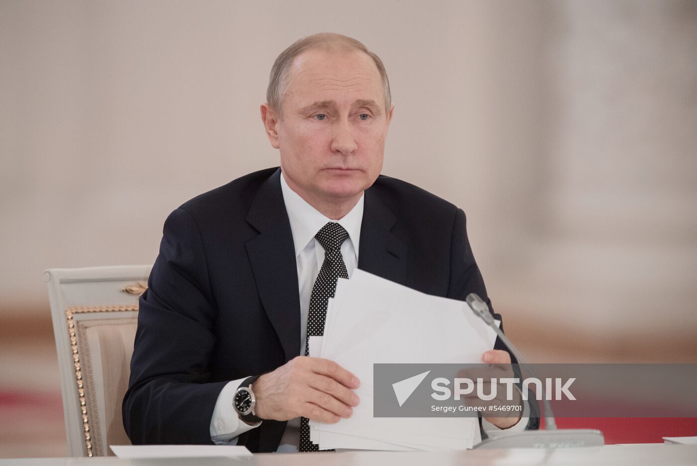 President Putin chairs State Council meeting on promoting competition