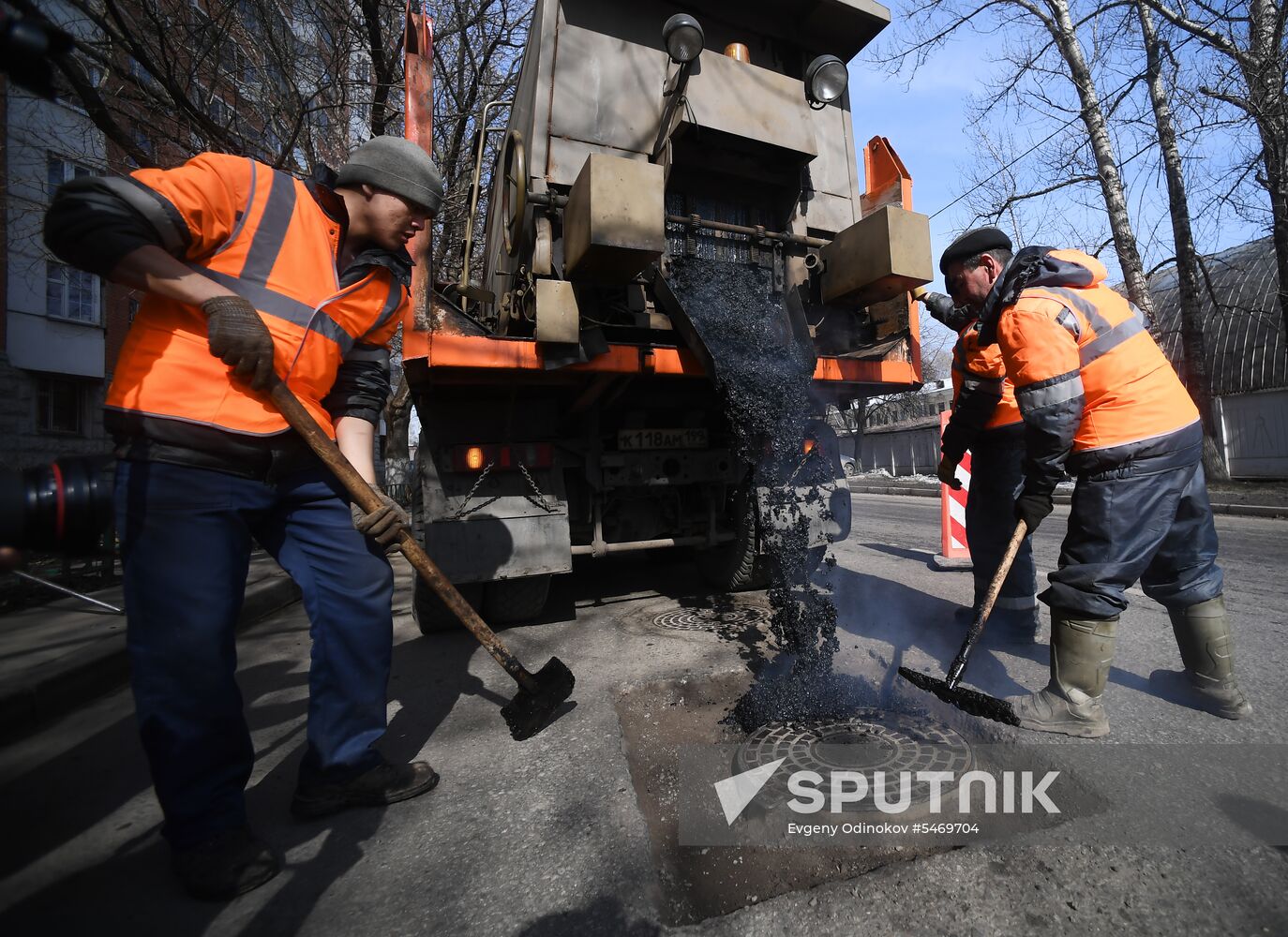 Spring cleaning in Moscow's south-east