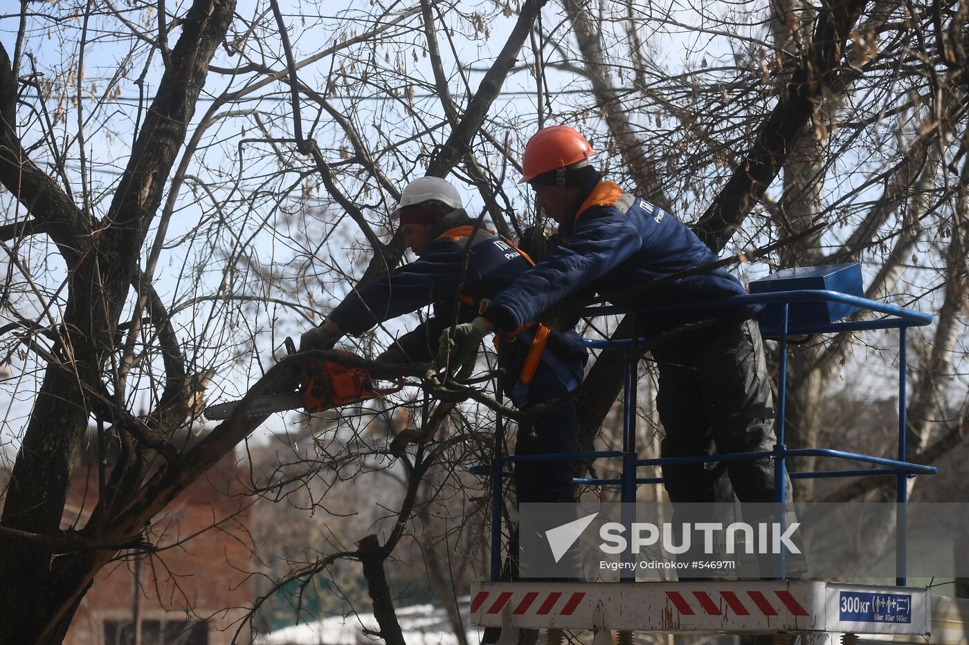 Spring cleaning in Moscow's south-east