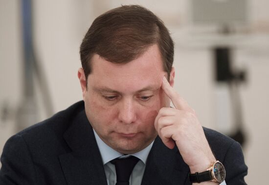 President Putin chairs State Council meeting on promoting competition