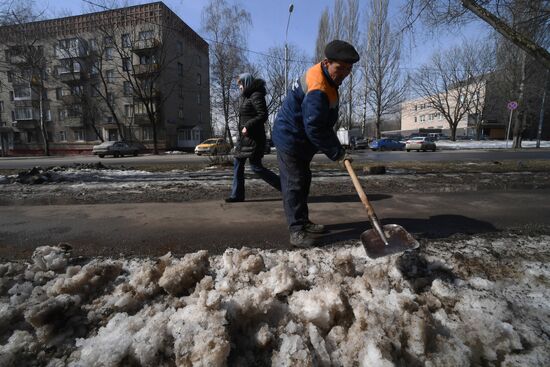 Spring cleaning in Moscow's south-east