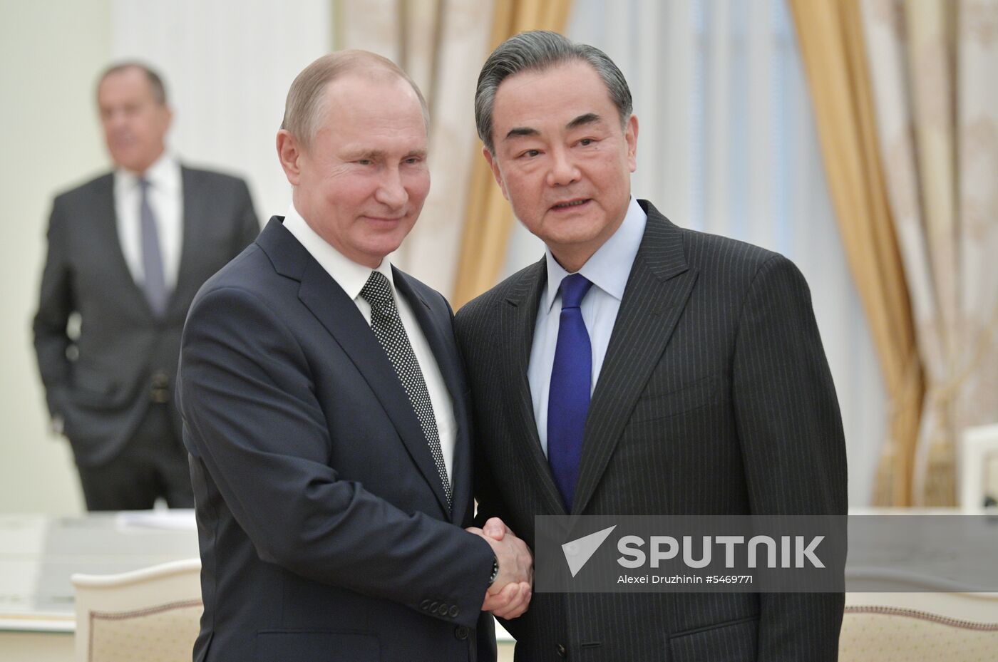 Presdient Putin meets Chinese president's special envoy Foreign Minister Wang Yi
