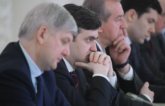 President Putin chairs State Council meeting on promoting competition