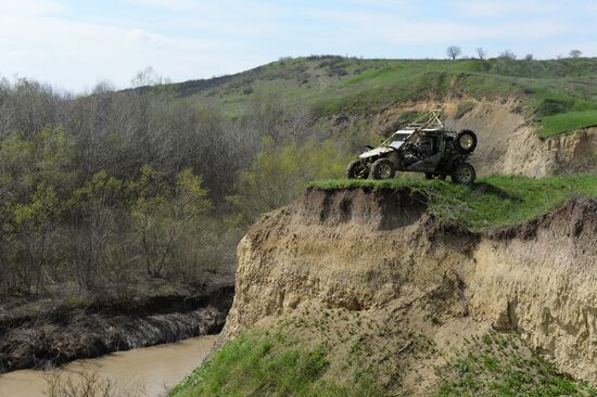 Tests of combat buggies in Gudermes