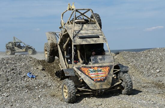 Tests of combat buggies in Gudermes