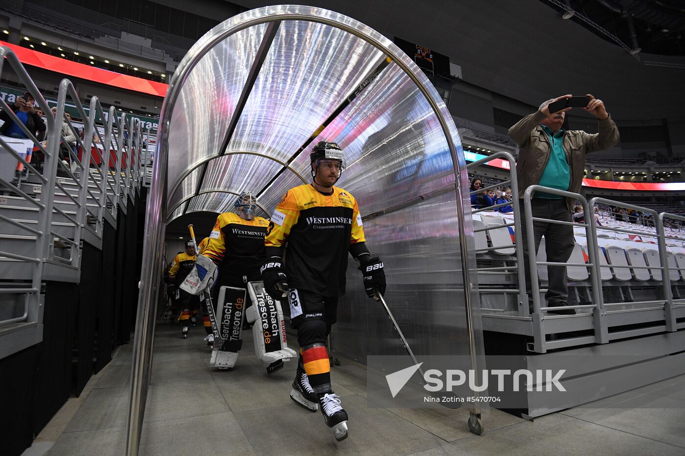 Euro Ice Hockey Challenge. Russia vs. Germany