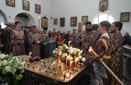 Holy Friday service at Resurrection Cathedral in Berlin