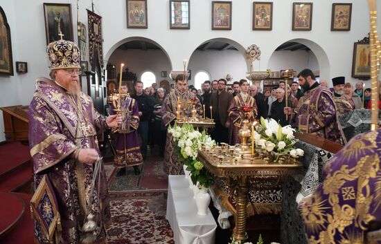 Holy Friday service at Resurrection Cathedral in Berlin