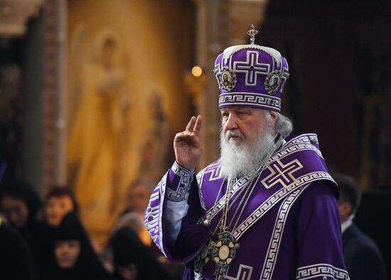 Annunciation service by Patriarch Kirill