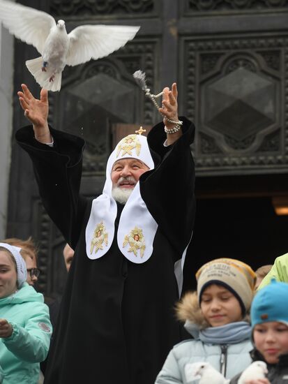 Annunciation service by Patriarch Kirill