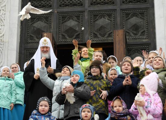 Annunciation service by Patriarch Kirill