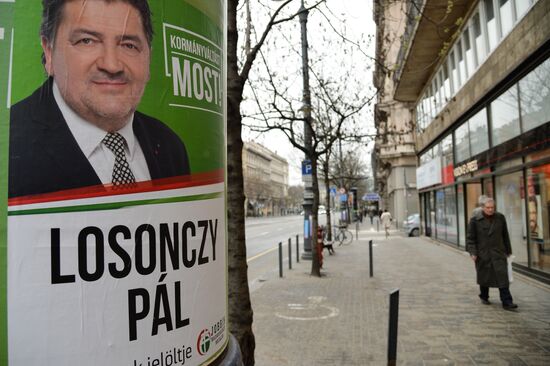 Pre-election agitation in Hungary