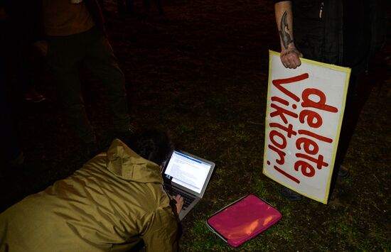 Night rally to oppose presidential election in Hungary