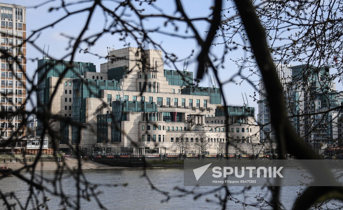 Cities of the world. London