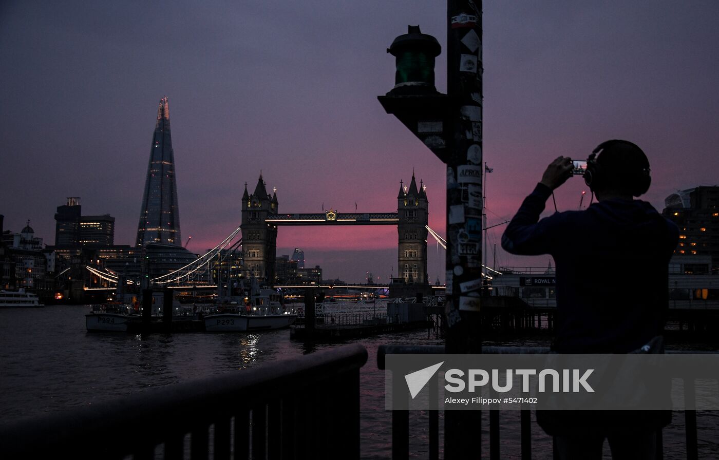 Cities of the world. London