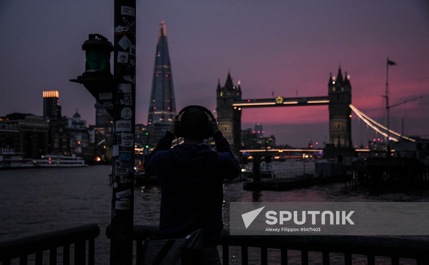 Cities of the world. London
