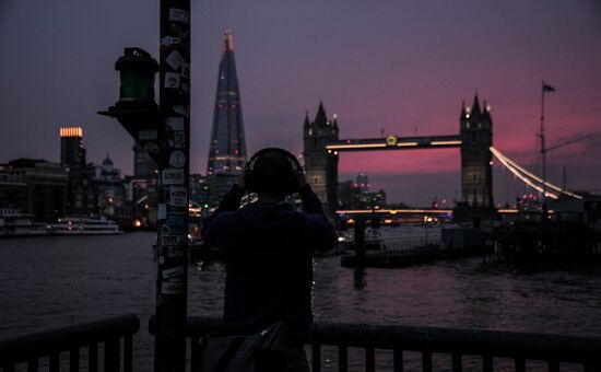 Cities of the world. London