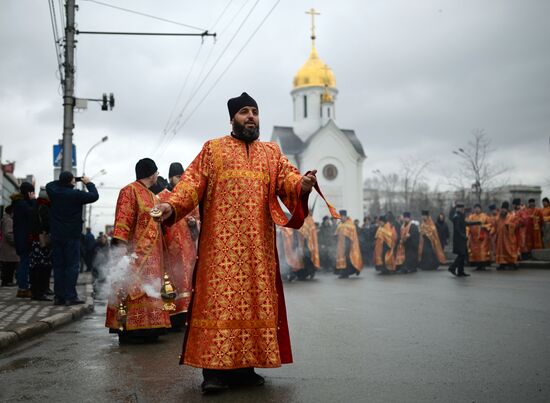 Easter cross procession in Novosibirsk
