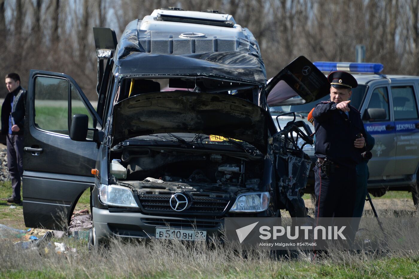Road accident aftermath in Crimea